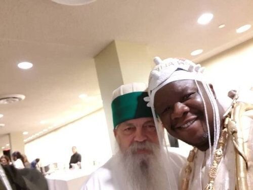 Grand Marabout compétent d'Afrique